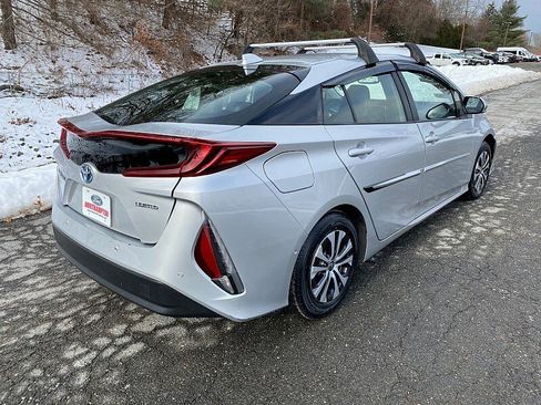 Used 2022 Toyota Prius Prime Limited image 7
