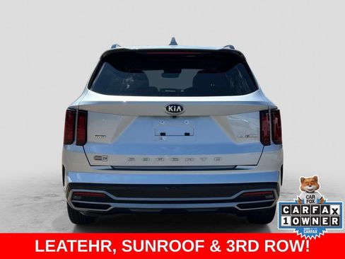 Used 2021 Kia Sorento EX w/ Panoramic Sunroof Package AWD/4WD image 4
