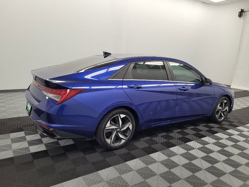 Used 2023 Hyundai Elantra Limited FWD image 10