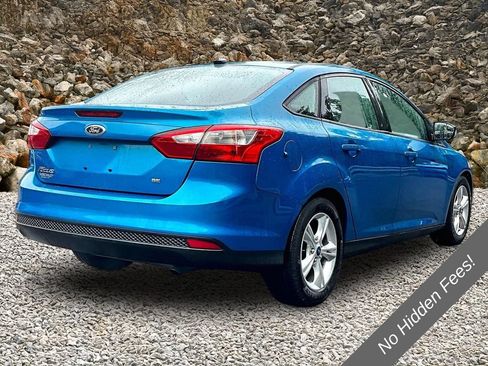 Used 2014 Ford Focus SE FWD image 2