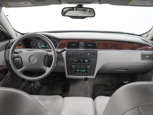 Used 2009 Buick LaCrosse CXL w/ Driver Confidence Package FWD image 13
