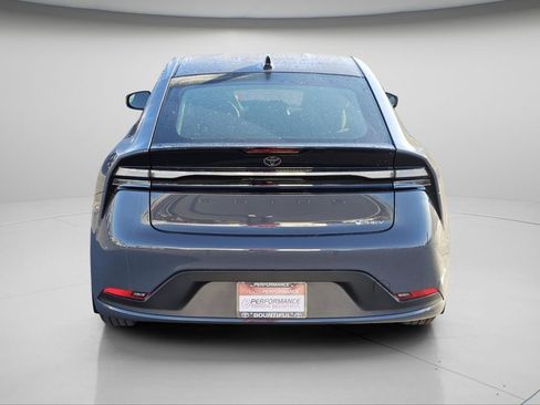 New 2026 Toyota Prius Plug-In Hybrid FWD image 21