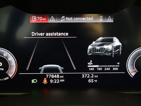 Used 2019 Audi Q8 Premium image 18