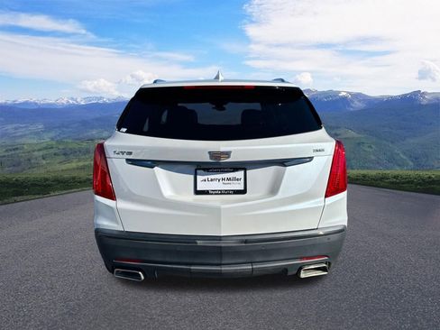 Used 2019 Cadillac XT5 Luxury w/ LPO, Black Ice Package image 4