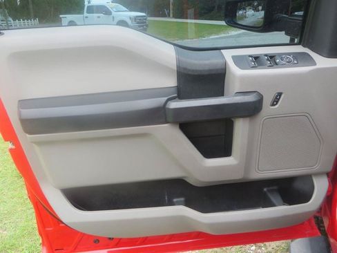 Used 2020 Ford F250 XL w/ STX Appearance Package AWD/4WD image 13