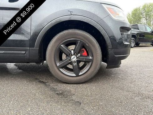 Used 2018 Ford Explorer FWD image 3