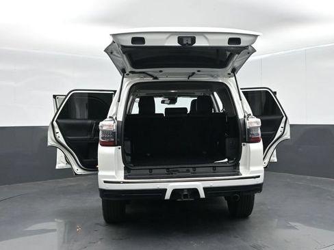 Used 2021 Toyota 4Runner Nightshade AWD/4WD image 67
