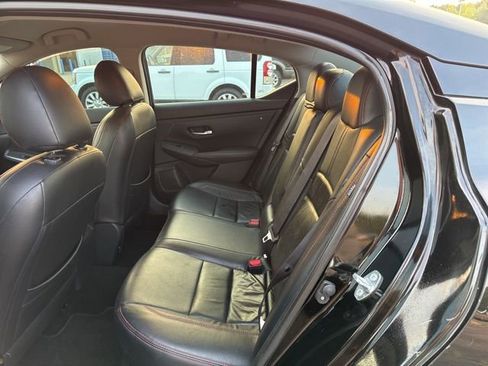 Used 2021 Nissan Sentra SR FWD image 11