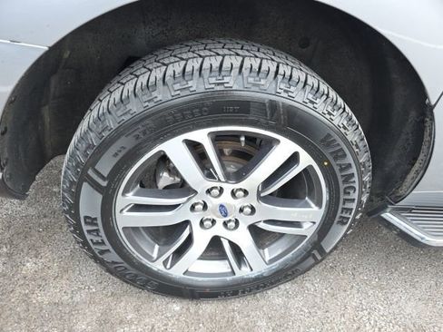 Used 2023 Ford Expedition Max Limited image 33
