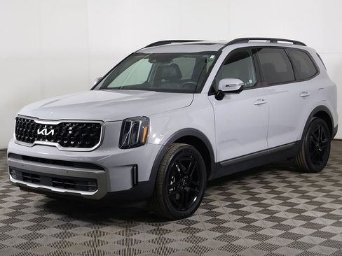 Used 2023 Kia Telluride SX X-Line image 11