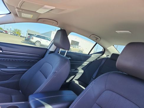 Used 2020 Nissan Altima 2.5 S image 16