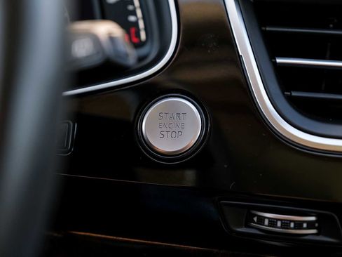 Used 2017 Audi Q7 3.0T Prestige image 21