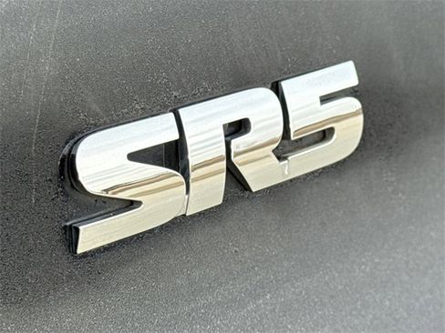 Used 2016 Toyota 4Runner SR5 Premium image 6