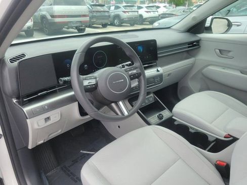 Certified 2025 Hyundai Kona SEL FWD image 15