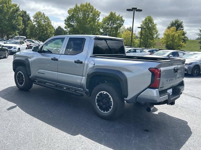 Used 2026 Toyota Tacoma TRD Off-Road AWD/4WD image 6