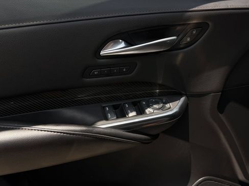 Used 2022 Cadillac XT4 Sport w/ Enhanced Visibility Package FWD image 27