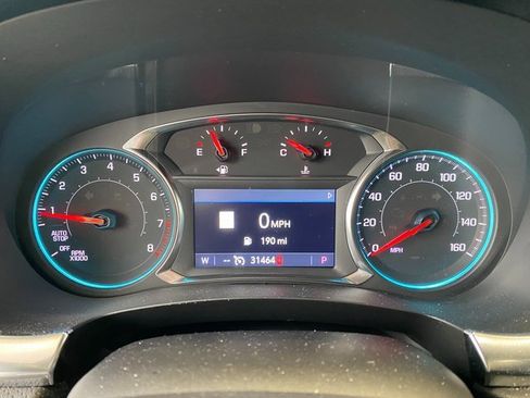 Used 2023 Chevrolet Traverse RS image 21