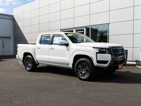 New 2026 Nissan Frontier SV w/ Tow Package AWD/4WD image 30