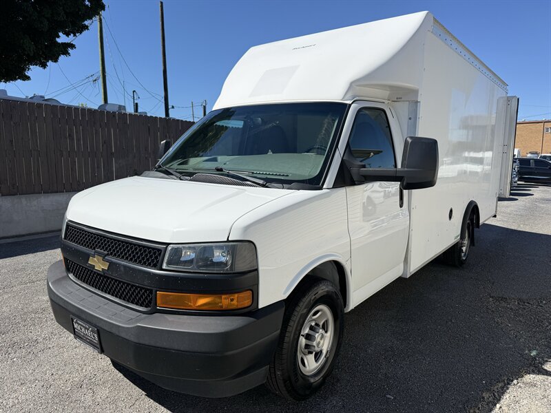 Used 2023 Chevrolet Express 3500 w/ Power Convenience Package RWD image 2