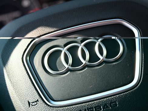 Used 2021 Audi Q3 2.0T Premium Plus w/ Premium Plus Package AWD/4WD image 34