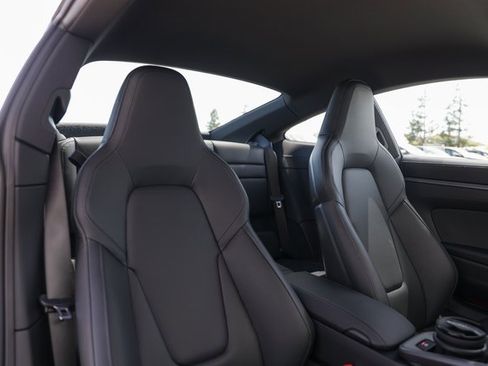 Certified 2025 Porsche 911 Carrera image 27