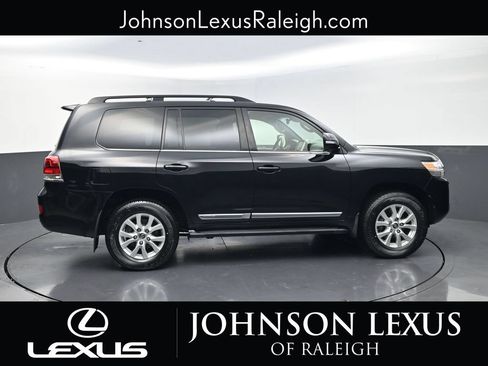 Used 2016 Toyota Land Cruiser AWD/4WD image 6