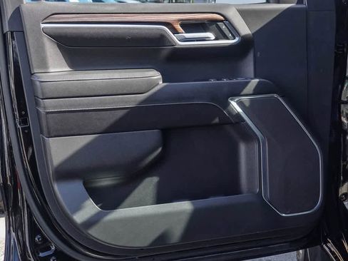 Used 2023 Chevrolet Silverado 1500 LT image 19