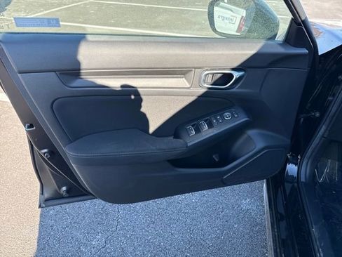 Used 2024 Honda Civic Sport image 18