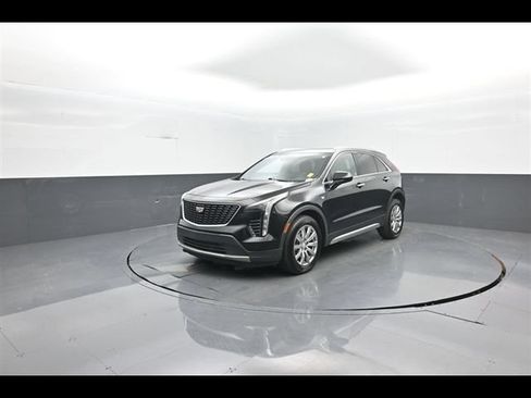 Used 2020 Cadillac XT4 Premium Luxury w/ Driver Awareness Package AWD/4WD image 4