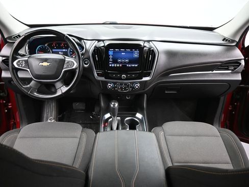 Used 2020 Chevrolet Traverse LT image 18