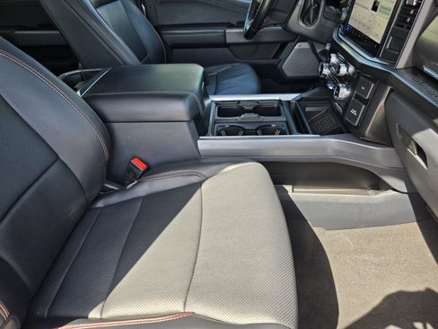 Certified 2024 Ford F250 Lariat w/ Lariat Ultimate Package AWD/4WD image 10