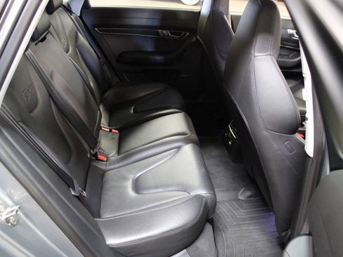 Used 2009 Audi S6 Sedan AWD/4WD image 30