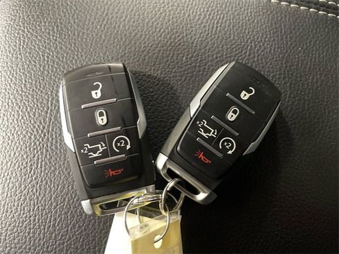 Used 2023 RAM 1500 Laramie image 21