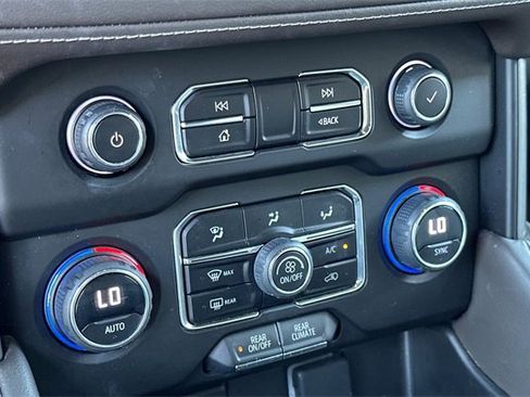 Used 2023 Chevrolet Suburban LS w/ Driver Alert Package image 28