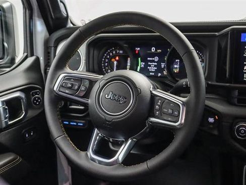 New 2024 Jeep Wrangler Unlimited Sahara image 42