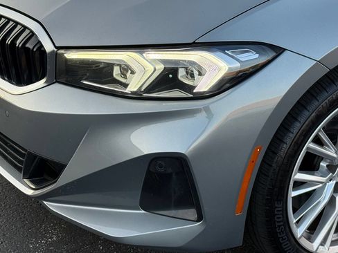 Used 2023 BMW 330i xDrive Sedan AWD/4WD image 10