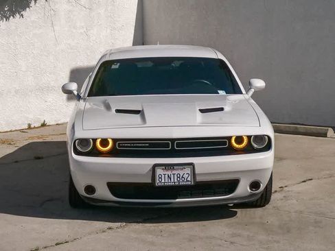Used 2016 Dodge Challenger SXT w/ Sound Group RWD image 2