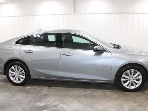 Used 2024 Chevrolet Malibu LT image 11
