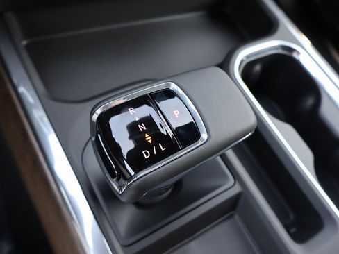 New 2025 Chevrolet Silverado 1500 High Country w/ High Country Premium Package image 8