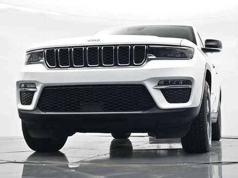 Used 2024 Jeep Grand Cherokee Limited 4xe AWD/4WD image 22