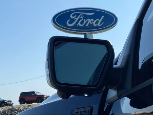 Used 2024 Ford F150 Lariat w/ Equipment Group 502A High AWD/4WD image 40