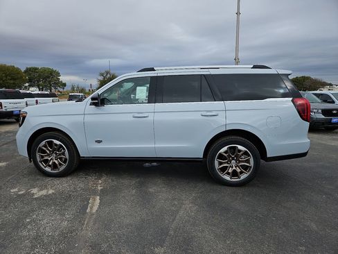 New 2025 Ford Expedition King Ranch image 7