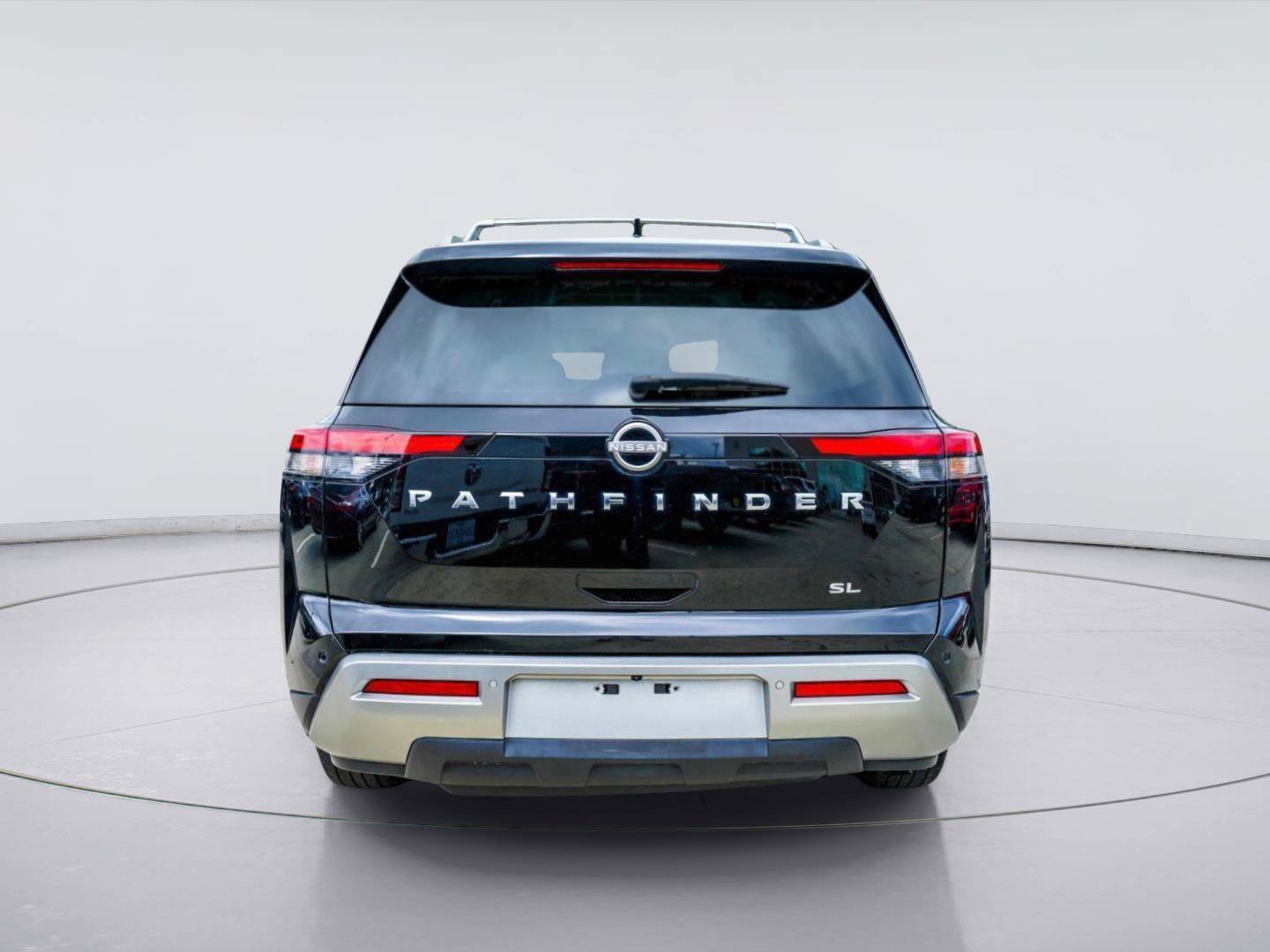 Used 2023 Nissan Pathfinder SL FWD image 6