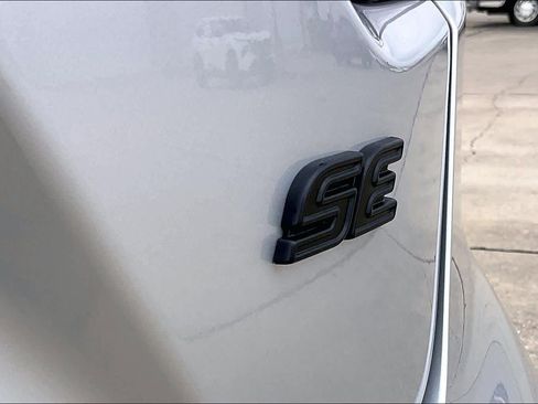 New 2026 Toyota Corolla SE FWD image 15