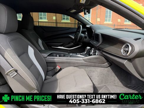 Used 2020 Chevrolet Camaro LT image 22