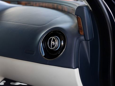Used 2012 Jaguar XJ L RWD image 81