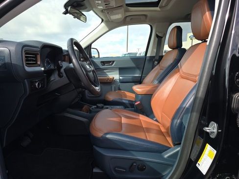 Used 2023 Ford Maverick Lariat w/ Lariat Luxury Package image 11