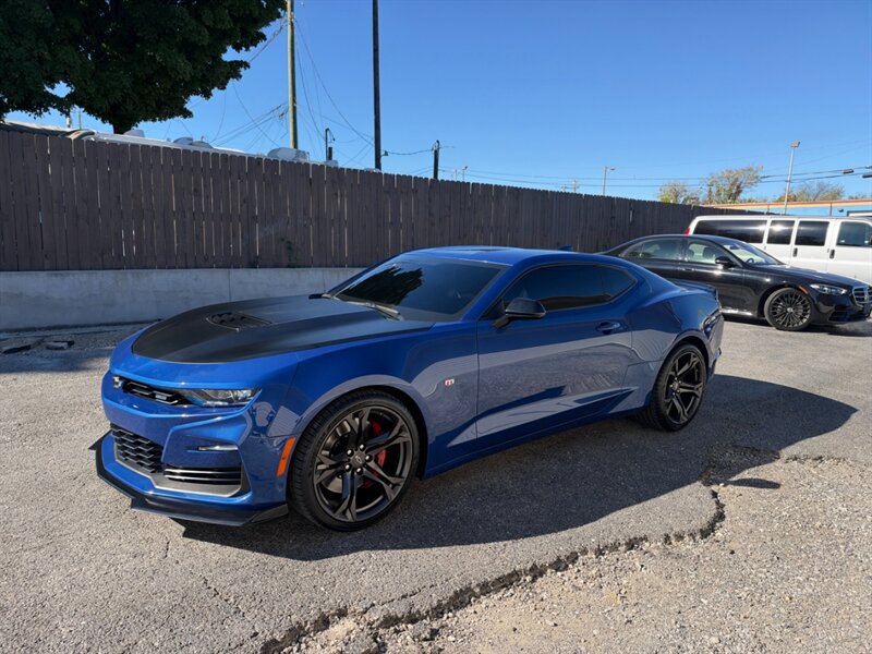 Used 2022 Chevrolet Camaro SS RWD image 7
