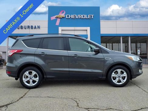 Used 2016 Ford Escape SE w/ Equipment Group 201A image 5