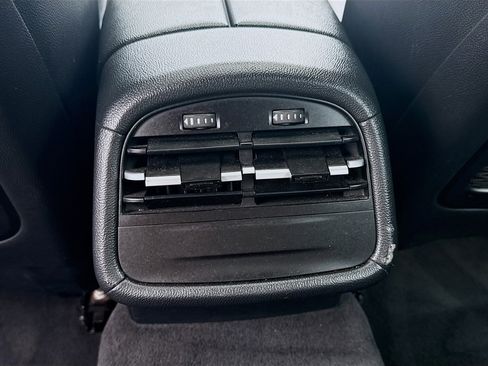 Used 2017 Maserati Ghibli image 24